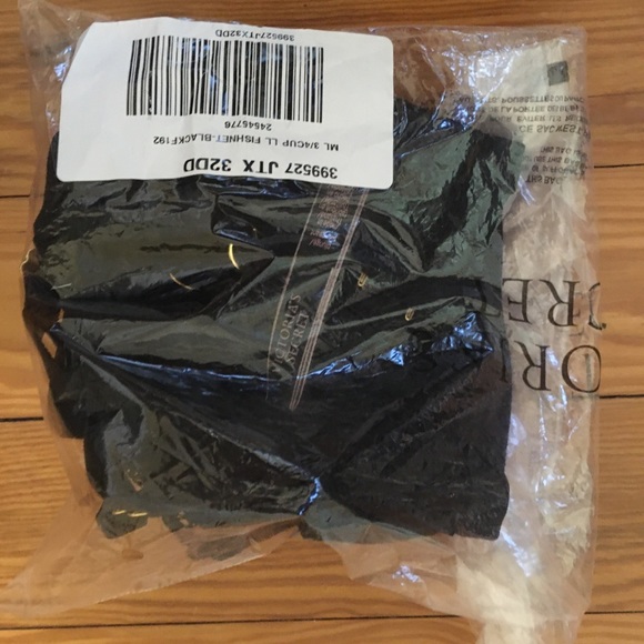 SOLD—{VS} NWT Fishnet Lace Push-up Bra - Picture 6 of 6